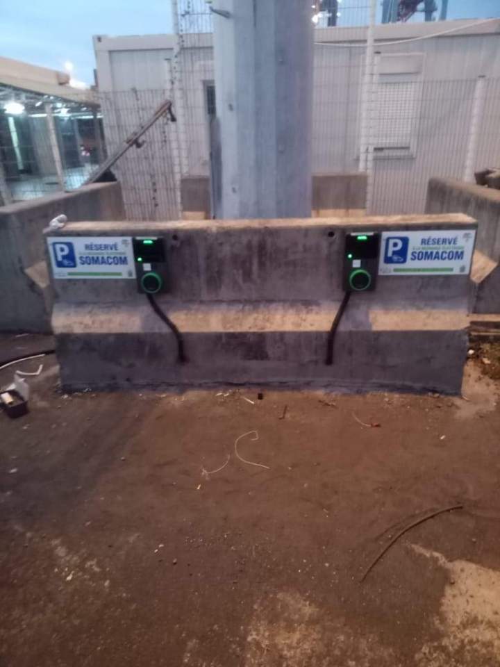 Pose de borne de recharge de qualité La Réunion